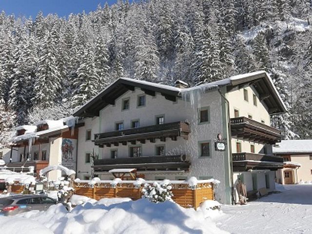 Hotel Gasthof Frohnwies in Weißbach bei Lofer im Winter